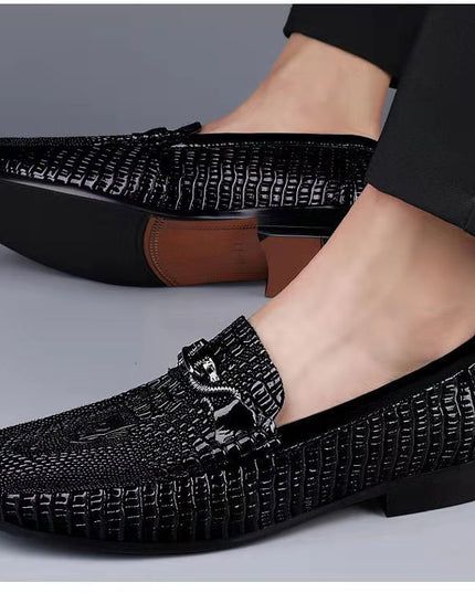 Slip-on Snake Pattern Embossed Leather Flat Driving Casual Leather Shoes