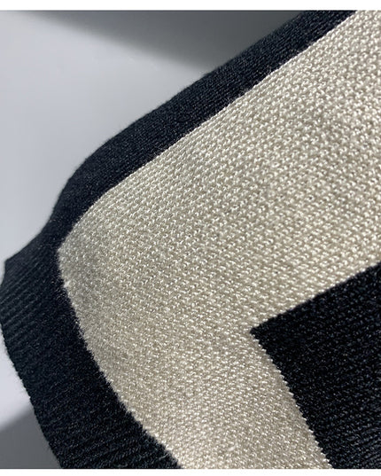 Men's New Fashion Versatile Geometric Jacquard Sweater Half Sleeve Round Neck