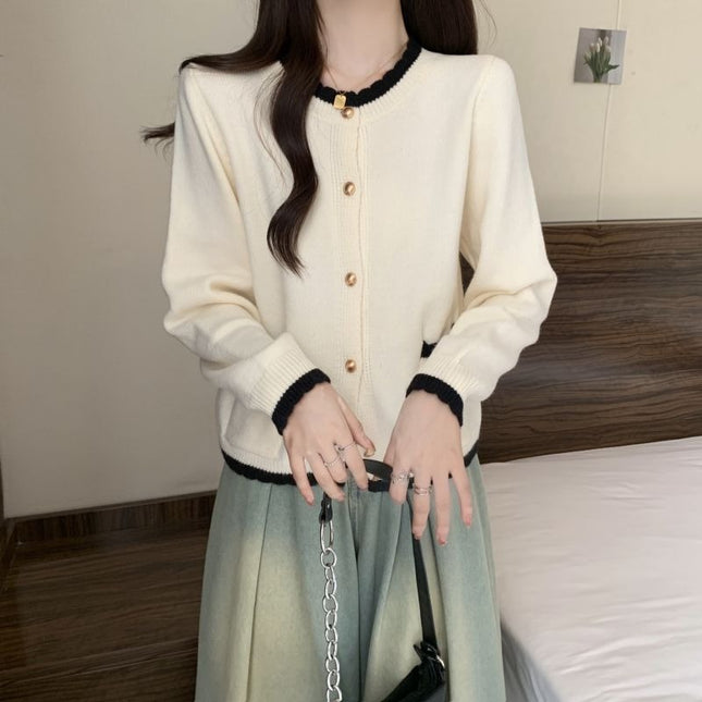 Women's Long-sleeved Round Neck Pocket Button Cardigan Loose Sweater