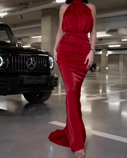 Solid Color Backless Maxi Dress