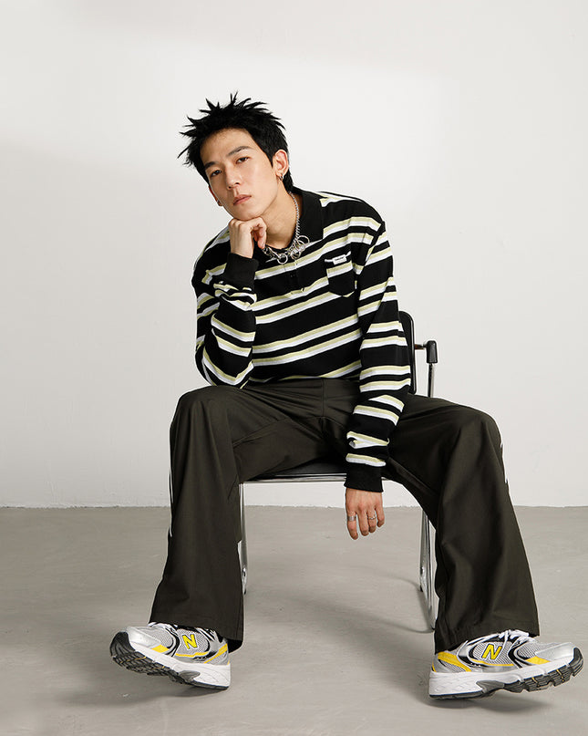 Basic knitted polo shirt with small pockets and stripes