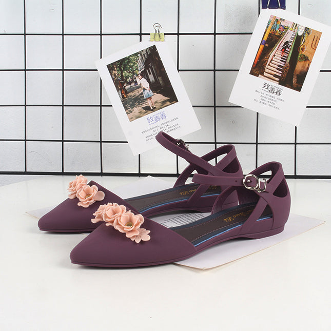 Toe-toe Flat Buckle Outer Sandals