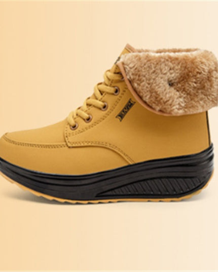 Wedge snow boots