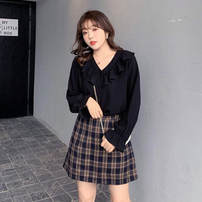 Women's ruffled shirt