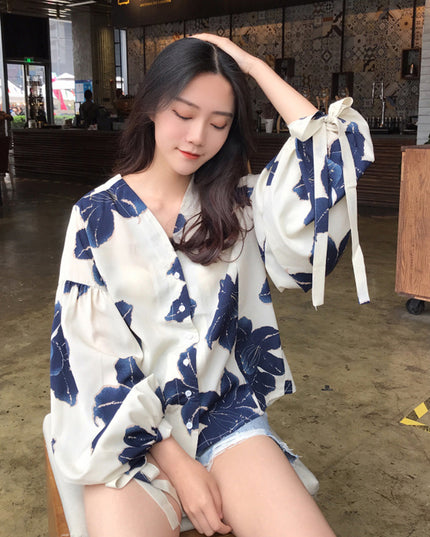 Hong Kong-Style Retro Lantern Sleeve Floral Chiffon Shirt