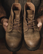 Yellowish Brown / 38
