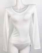 V White