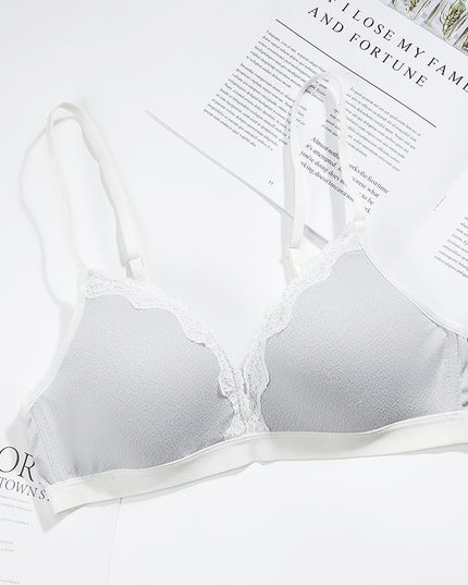Bra lace triangle cup