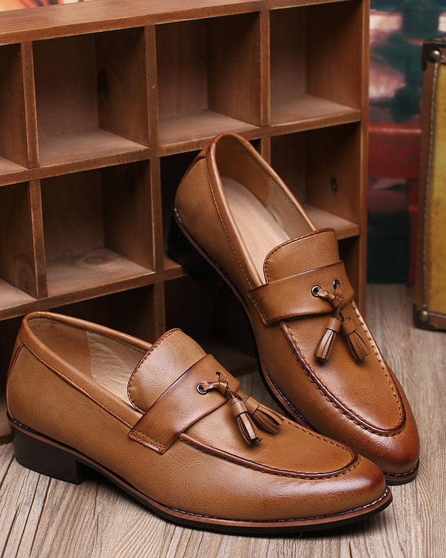 British Retro Slip-on Tassel Loafers Men's Casual