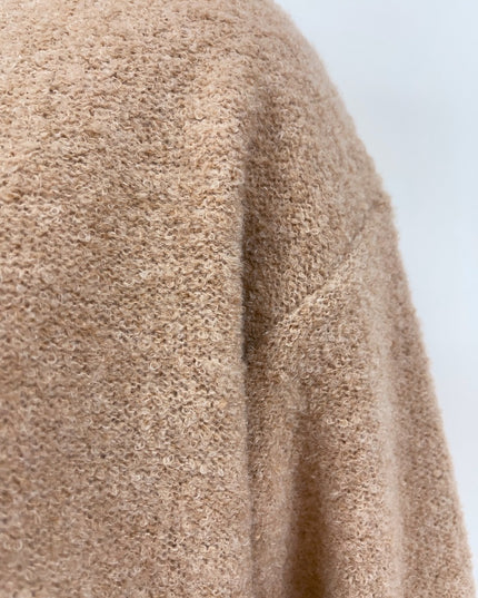 Round Neck Button Solid Color Sweater Knitwear