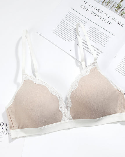 Bra lace triangle cup