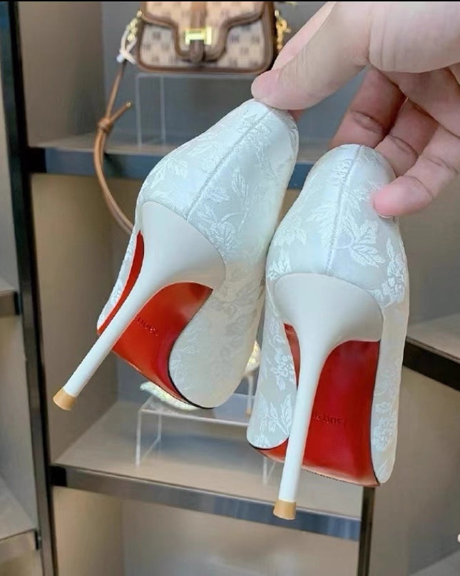 Pointed Toe Chinese Style Embroidery Low-cut High Heels Women's Stiletto Heel