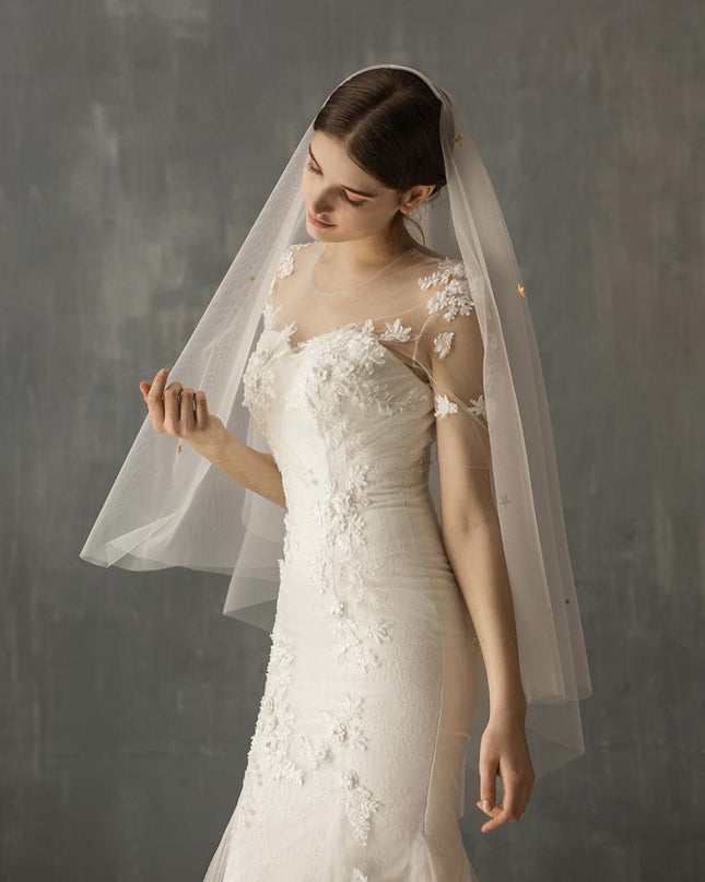 Star Style Hand Sewn Metal Combed Bridal Veil