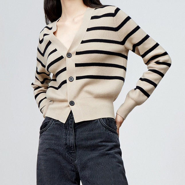 Single Row Three Buckle Stripe Women's Knitwear New V-neck Sweater Coat