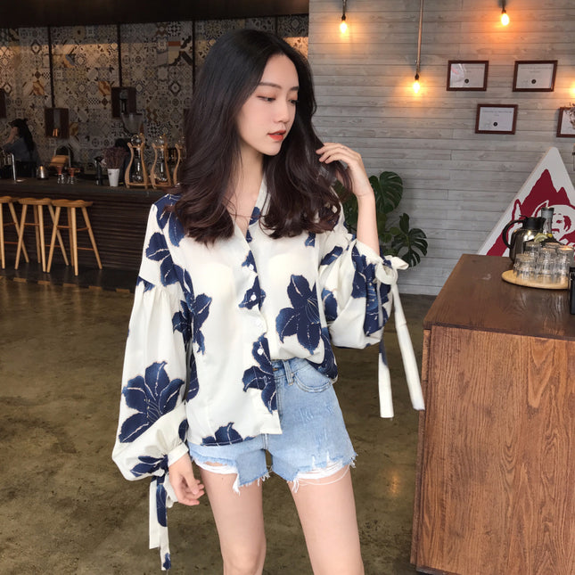 Hong Kong-Style Retro Lantern Sleeve Floral Chiffon Shirt