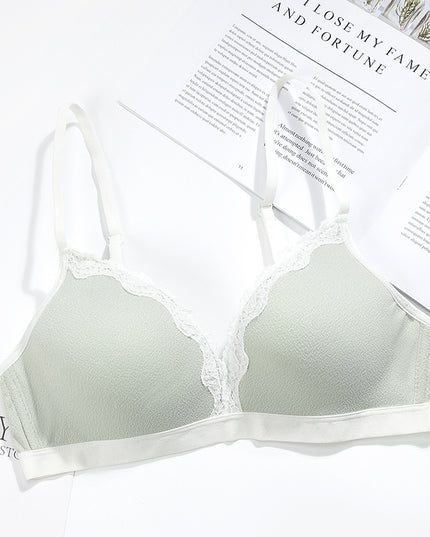 Bra lace triangle cup
