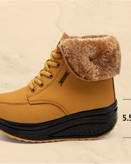 Wedge snow boots