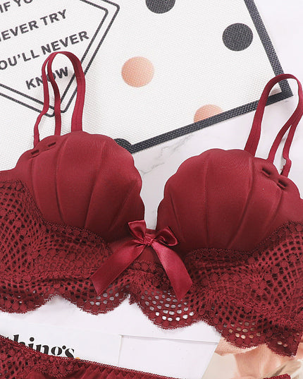 Palm cup lace bra