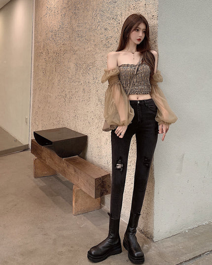 Off shoulder lace long sleeve slim fit short navel shirt