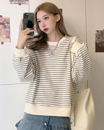 Korean Style Loose Design Striped Top Round Neck