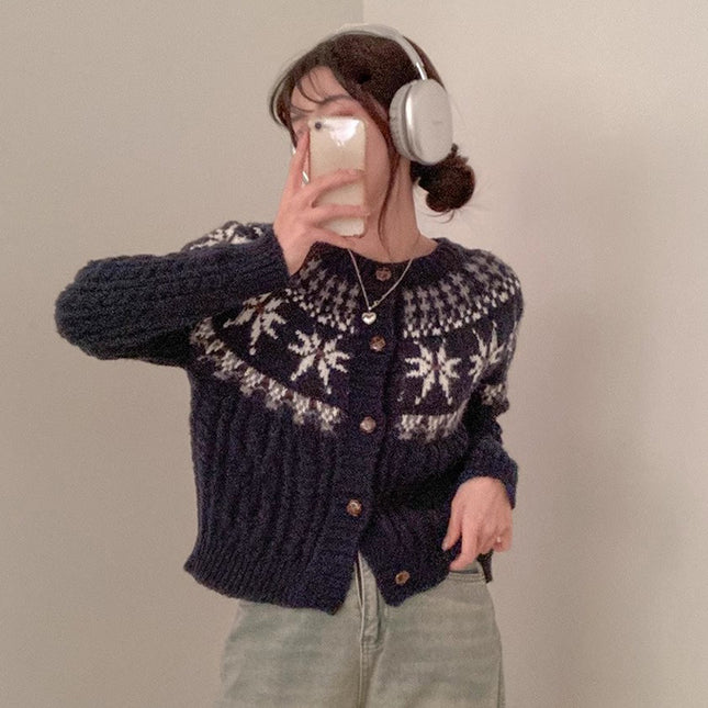 Single-breasted Contrast Color Snowflake Jacquard Long-sleeved Knitted Cardigan Sweater Coat