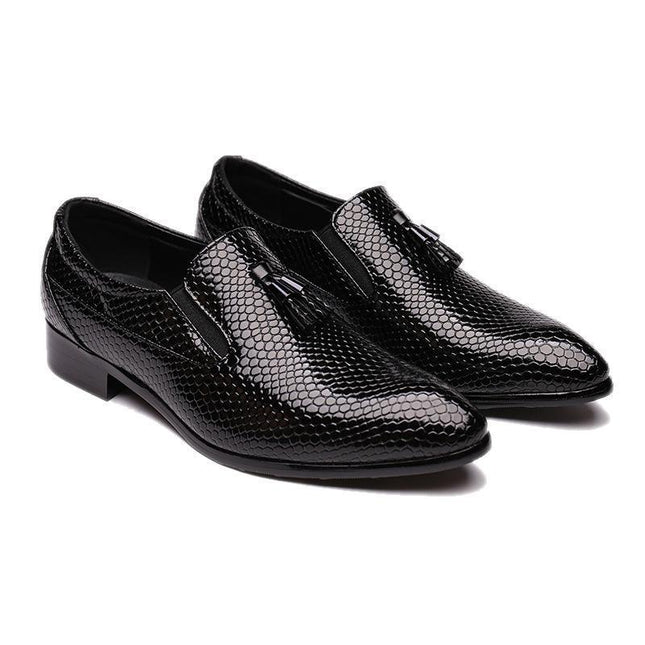 Men's Leather Shoes With Large Fringe And Pointed Toes