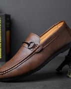 D858 Brown