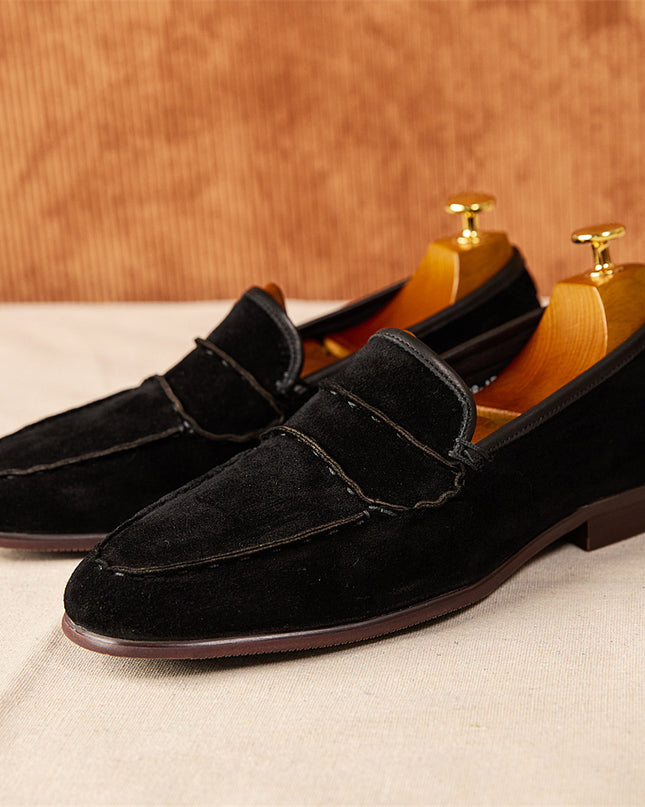 Men's Retro Shoes A Fashionable Suede