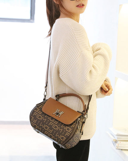 Simple Shoulder Messenger Bag Trendy Large Capacity Handbag