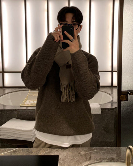 Round Neck Sweater Loose And Simple Pullover Men