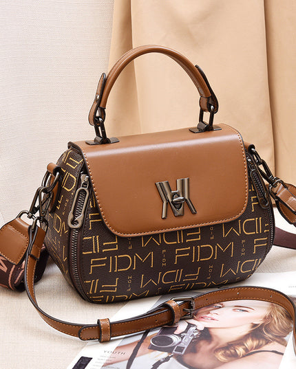 Simple Shoulder Messenger Bag Trendy Large Capacity Handbag