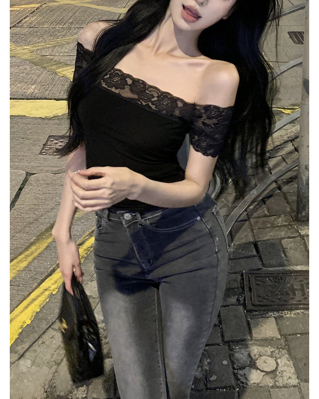 Pure Desire Style Design Lace Stitching Exposed Slim Top