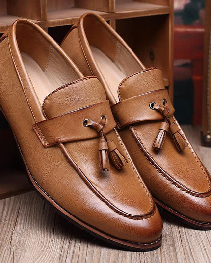 British Retro Slip-on Tassel Loafers Men's Casual