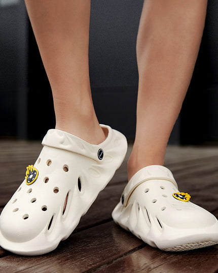 Hole Shoes Lightweight And Breathable Men's Beach Sandals