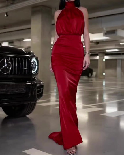 Solid Color Backless Maxi Dress