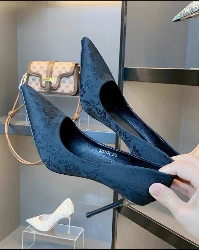 Pointed Toe Chinese Style Embroidery Low-cut High Heels Women's Stiletto Heel