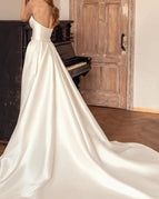 Ivory White Trailing