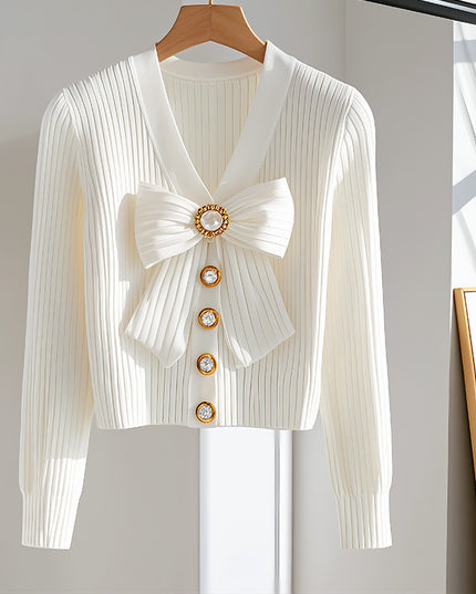 White Long-sleeved Fashionable High-end Chic Sweater