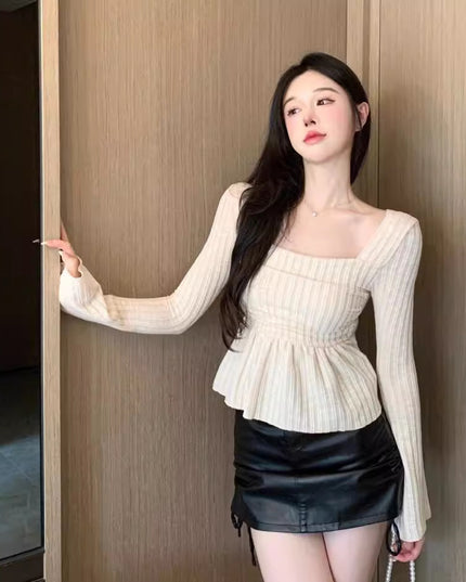 Pure Desire Apricot Hem Square Collar Long Sleeve Top