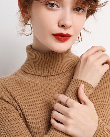 Simple Temperament High Collar Sweater Women's FallWinter Slim Short Pullover
