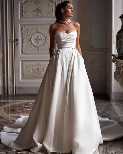 Four Seasons New Style White Satin Tube Top Simple Dress