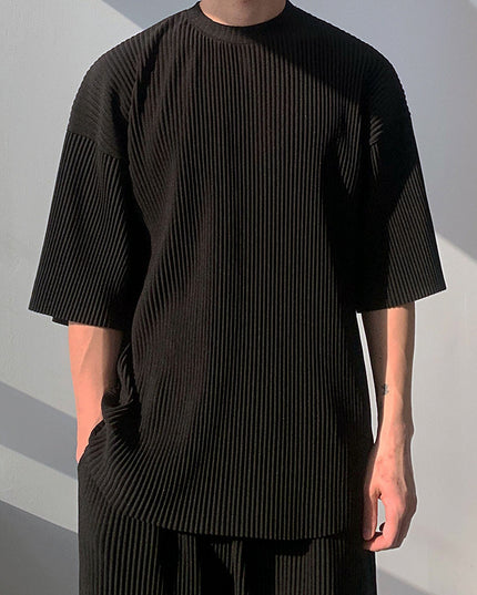 Men's Pleated Short Sleeves Loose Striped Draping Half Sleeve Trendy Pleated Round Neck T-shirt