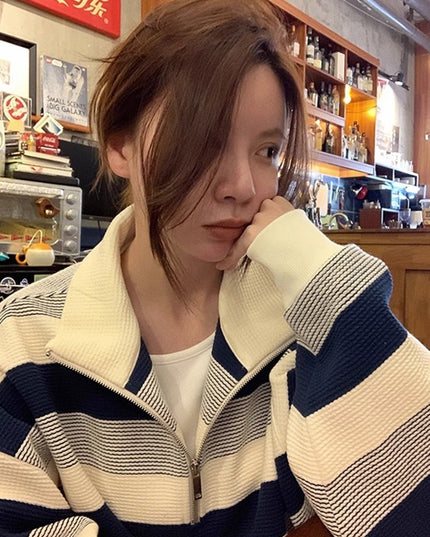 Women's American-style Retro Half-zip Striped Sweater