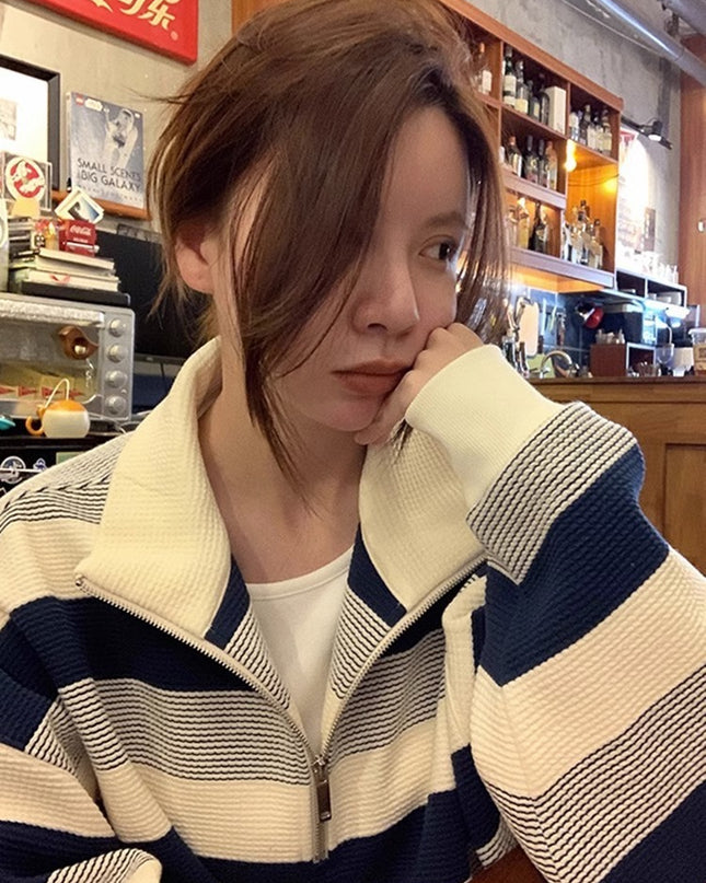 Women's American-style Retro Half-zip Striped Sweater
