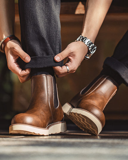 High-top Retro Workwear Dr Martens Boots